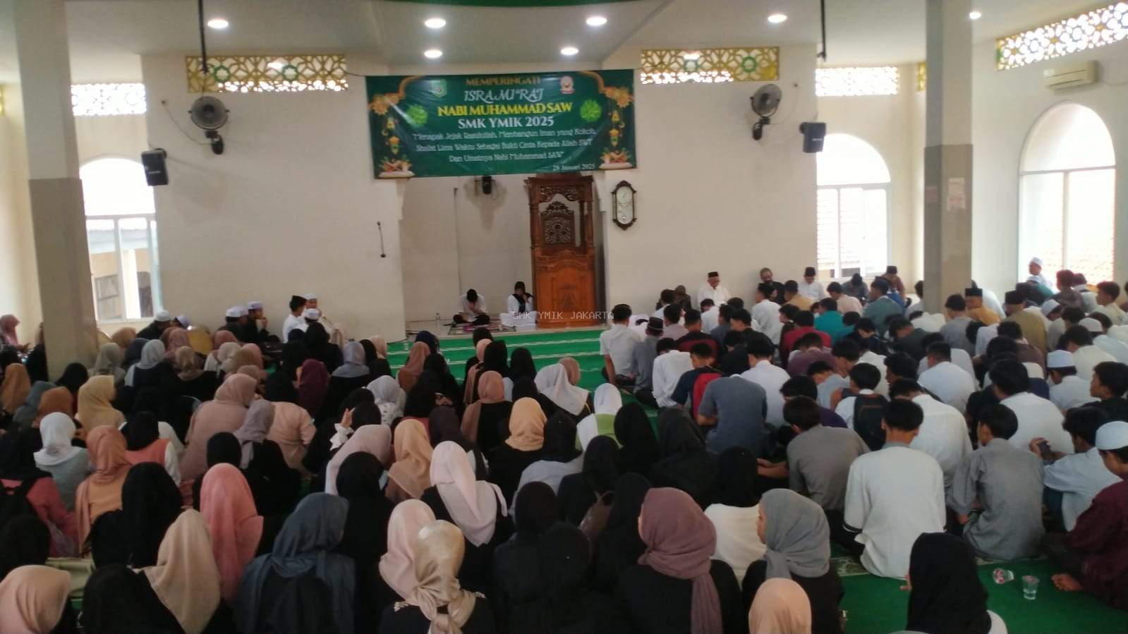 SMK YMIK Jakarta Peringati Isra Mi'raj Nabi Muhammad SAW 1446 H